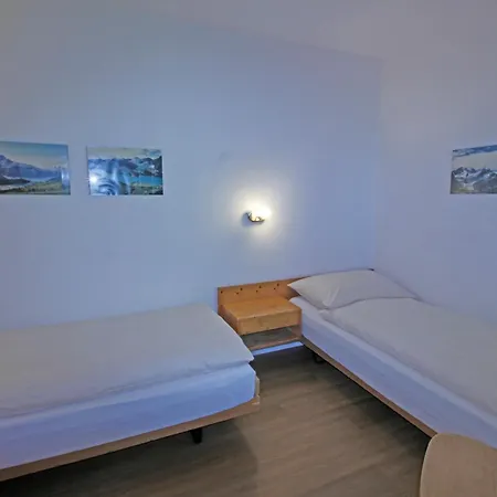 Apartment Residenza Lagrev 1 1 2 Zimmerwohnung Nr 121 - Typ 15a - 1 Etage - N W Sils Maria
